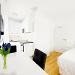 Apartment S'akvarel 7 - New & Modern