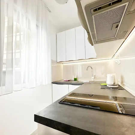 S'akvarel 7 - New & Modern Studio
